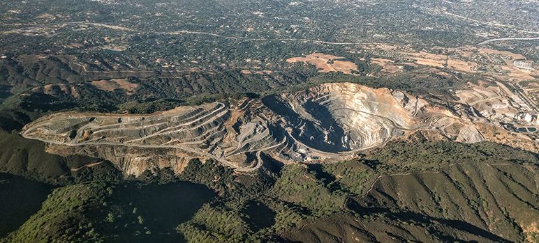 Image for display with article titled County, Cupertino Agree on Plan for Lehigh Southwest Quarry