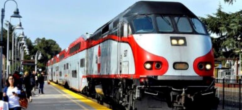 Image for display with article titled Caltrain Seek South County Opinions on New Times, 4th Train