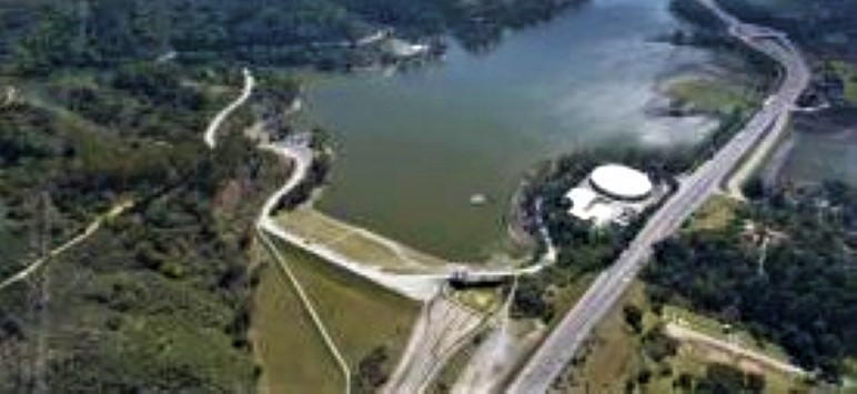 Extreme Weather Is Threatening California's Dams. What Happens if They ...